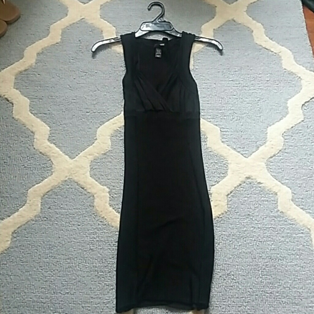 H&M Xs box cut LBD 🗽